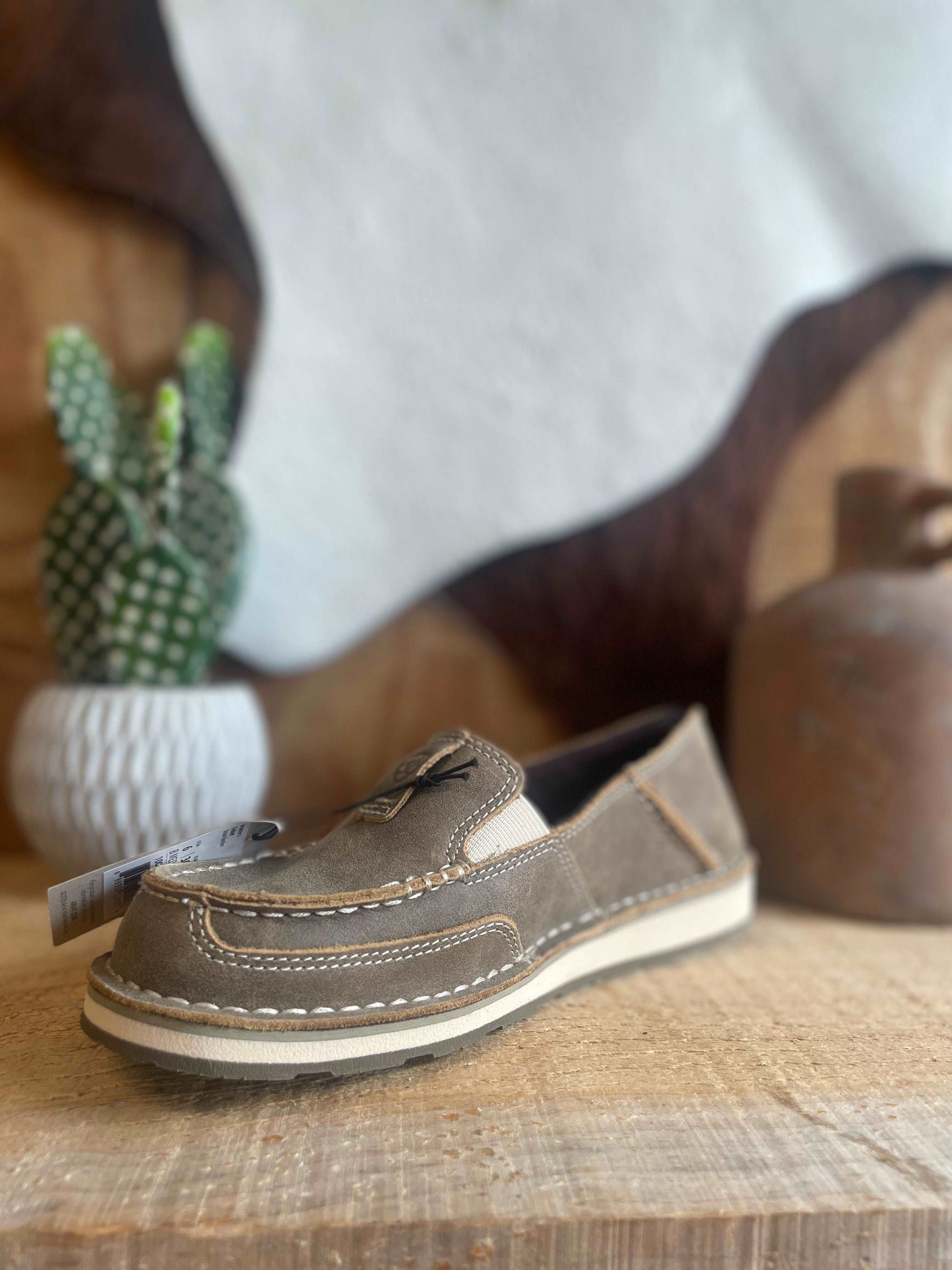 Ariat cruisers— several colors and styles available shoes ariatfootwear Ariat