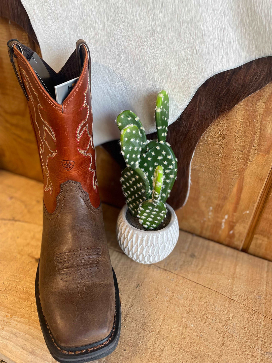 ARIAT MEN'S WORKHOG SQUARE TOE WORK BOOTS Shoes ariatfootwear Ariat