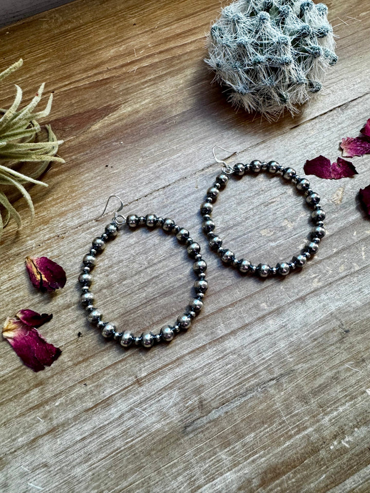 Hoops Sterling Silver Pearls earrings 6 and 3 mm Earrings Shopify Collective The Bijoux FAB Jewelry The Bijoux FAB Jewelry