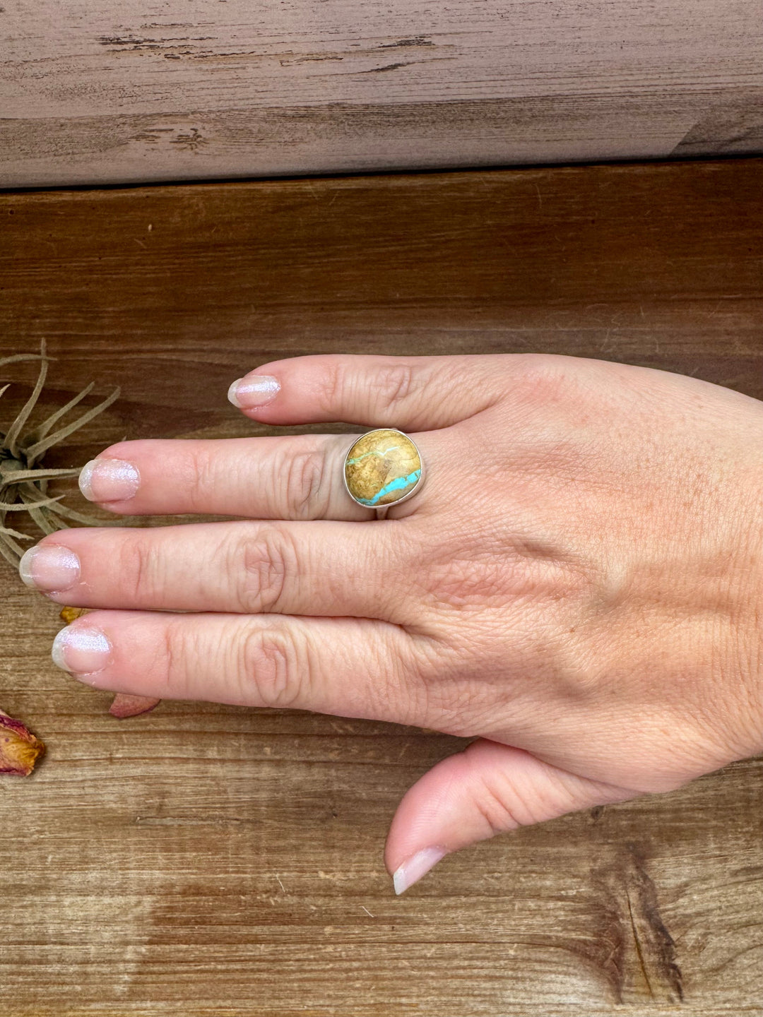 Small Ring - Size 8 1/2 - Ribbon Turquoise & Sterling Silver ring Shopify Collective The Bijoux FAB Jewelry The Bijoux FAB Jewelry
