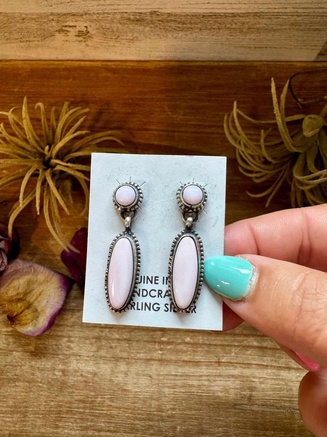 Pink Conch Dangle Earrings – Sterling Silver – Native Made by Marcella James Earrings Shopify Collective The Bijoux FAB Jewelry The Bijoux FAB Jewelry