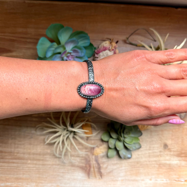 Show moreShow lessMJ Purple Spiny Cuff – Sterling Silver cuff Shopify Collective The Bijoux FAB Jewelry The Bijoux FAB Jewelry