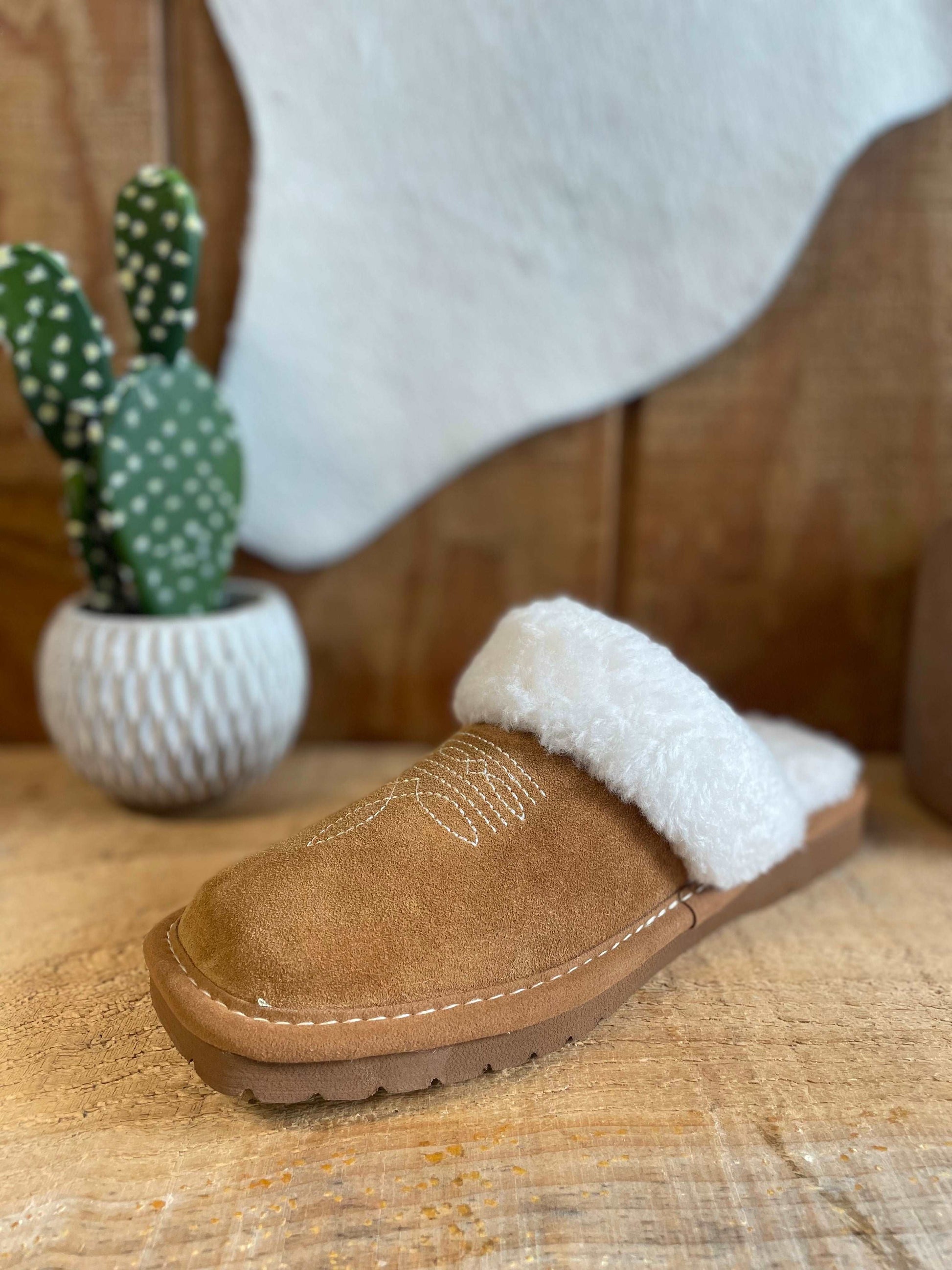 Jackie Square Toe Slippers ariatfootwear ariatwomens Ariat