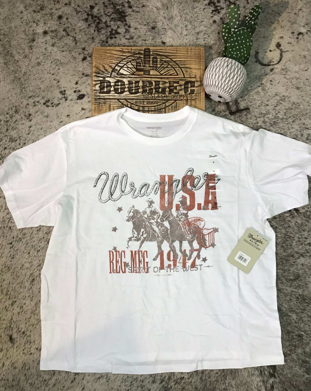 Wrangler Retro® Graphic Short Sleeve T-Shirt - Girlfriend Fit - Bright White T-Shirt Women's Wrangler Wrangler