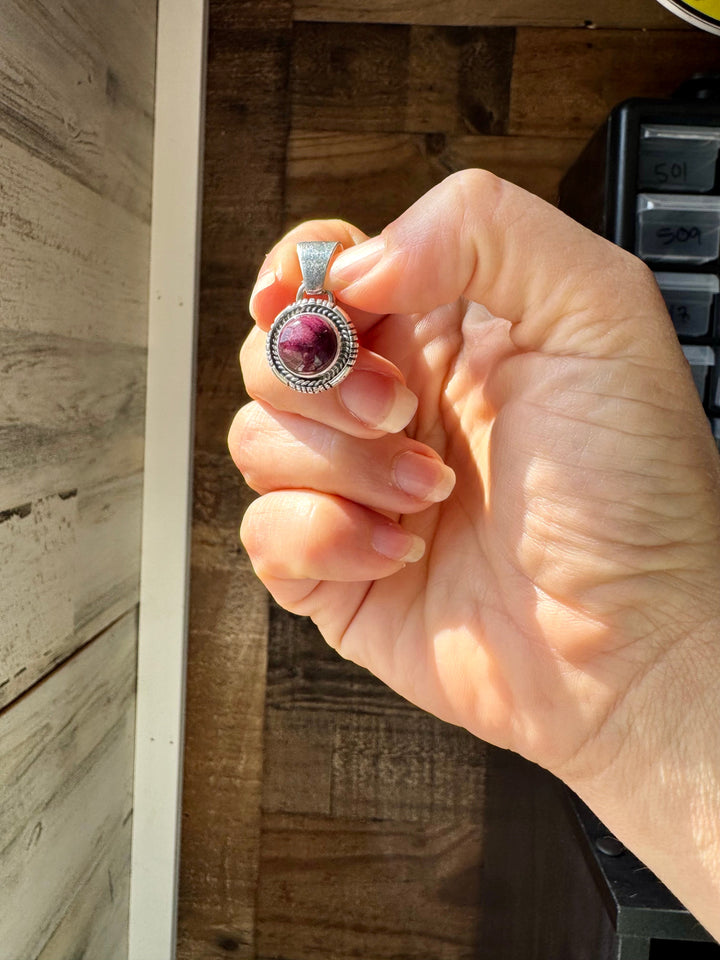Small Purple Spiny Oyster Pendant – Sterling Silver, USA Made Pendant Shopify Collective The Bijoux FAB Jewelry The Bijoux FAB Jewelry
