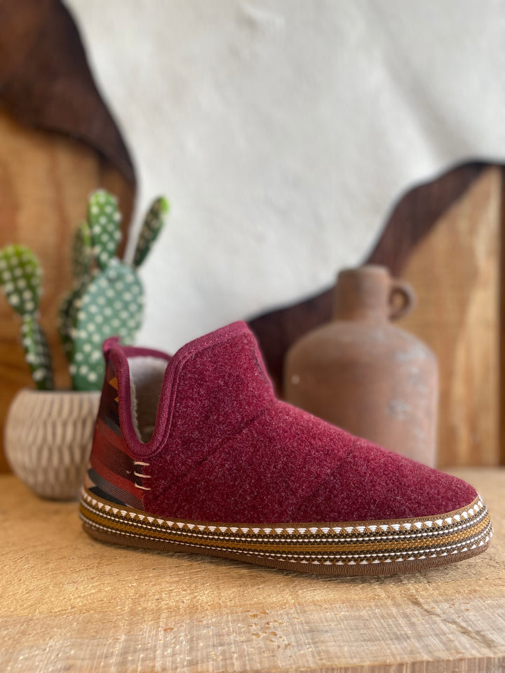 Ariat Women’s Bootie Slipper Slippers ariat ariatfootwear ariatwomens Women's Womens Shoes Ariat