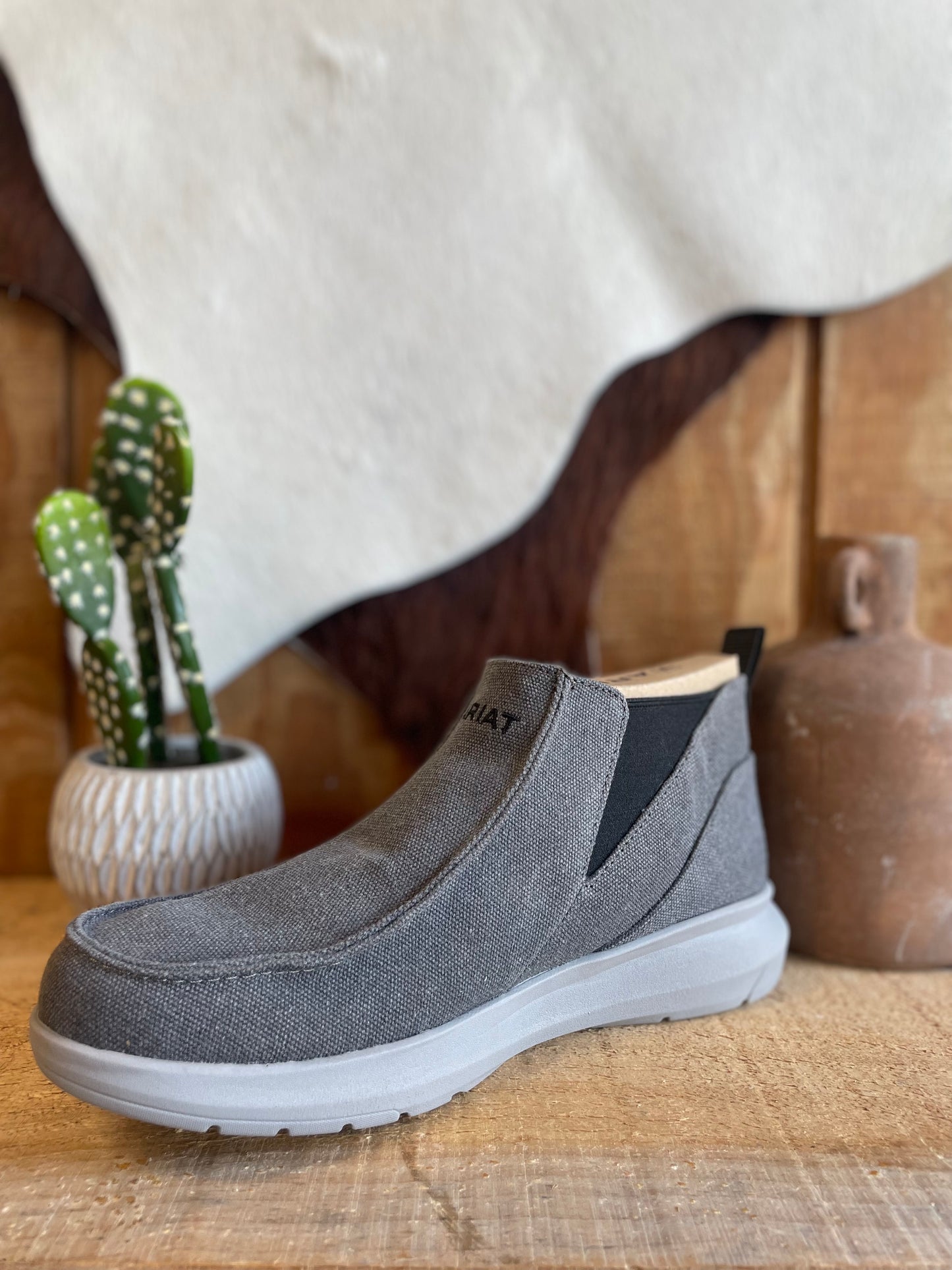 Hilo Midway ariatfootwear Ariat