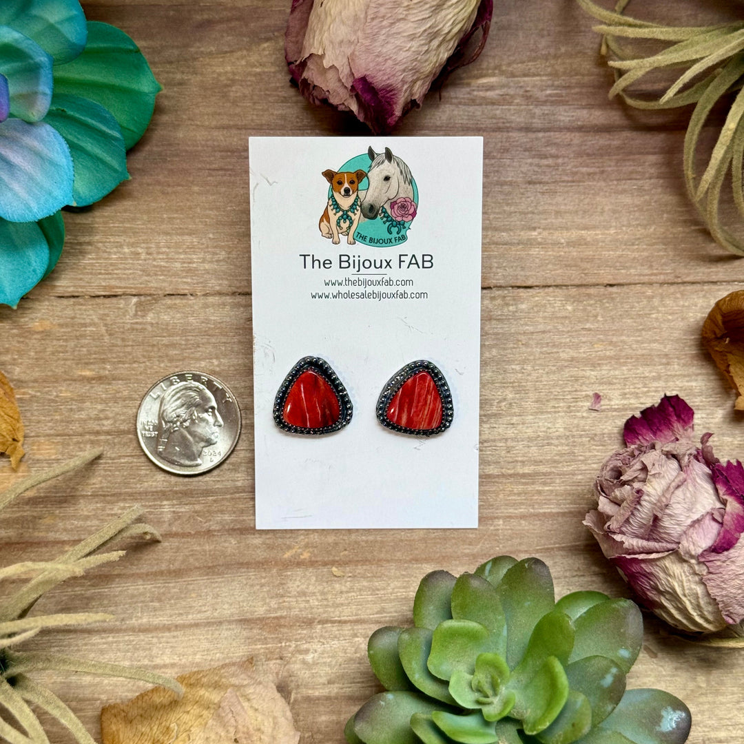 MJ Ring - Red Spiny Oyster Stud Earrings – Sterling Silver Earrings Shopify Collective The Bijoux FAB Jewelry The Bijoux FAB Jewelry