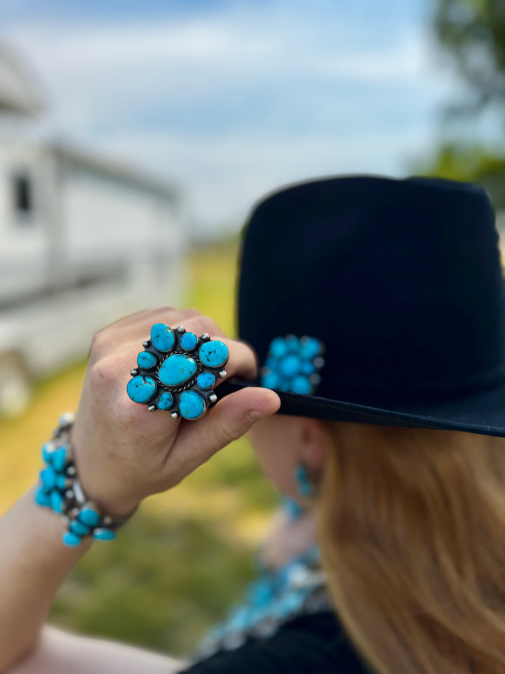Complete Squash Blossom Set – Kingman Turquoise – Sterling Silver – Navajo Made by Wilson Dawes jewelry set Shopify Collective The Bijoux FAB Jewelry The Bijoux FAB Jewelry
