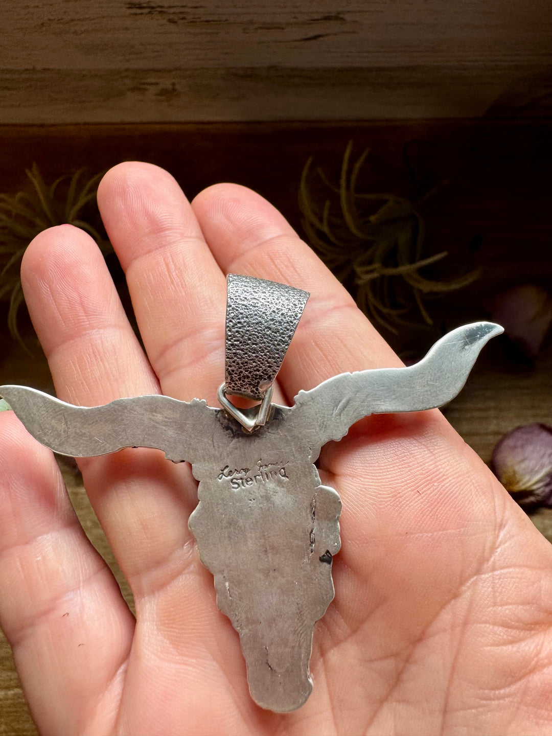 Longhorn Pendant with Gold Accent – Sterling Silver – Native Made by Leroy James Pendant Shopify Collective The Bijoux FAB Jewelry The Bijoux FAB Jewelry