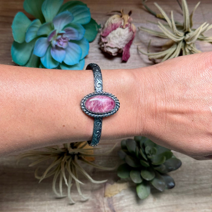 Show moreShow lessMJ Purple Spiny Cuff – Sterling Silver cuff Shopify Collective The Bijoux FAB Jewelry The Bijoux FAB Jewelry