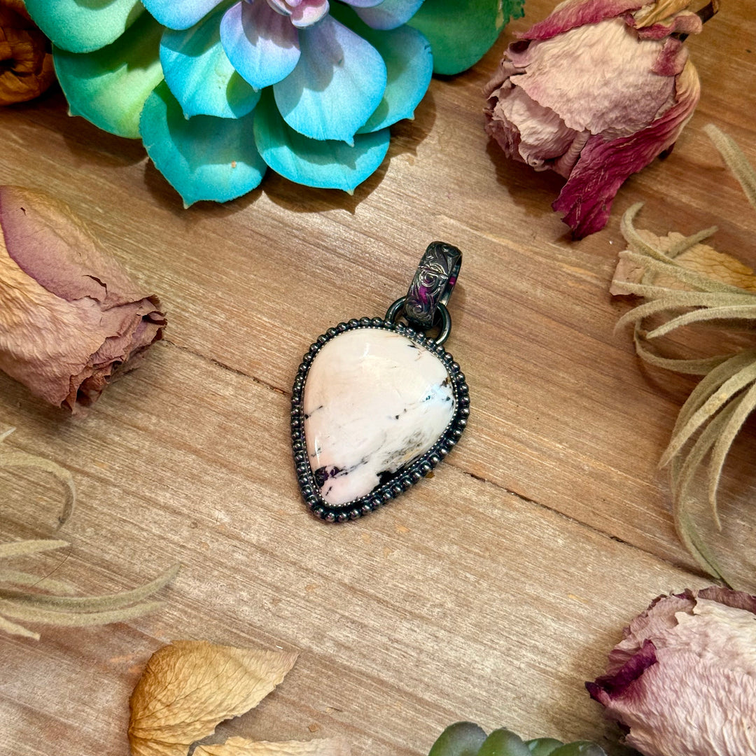 MJ White Buffalo Pendant Pendant Shopify Collective The Bijoux FAB Jewelry The Bijoux FAB Jewelry
