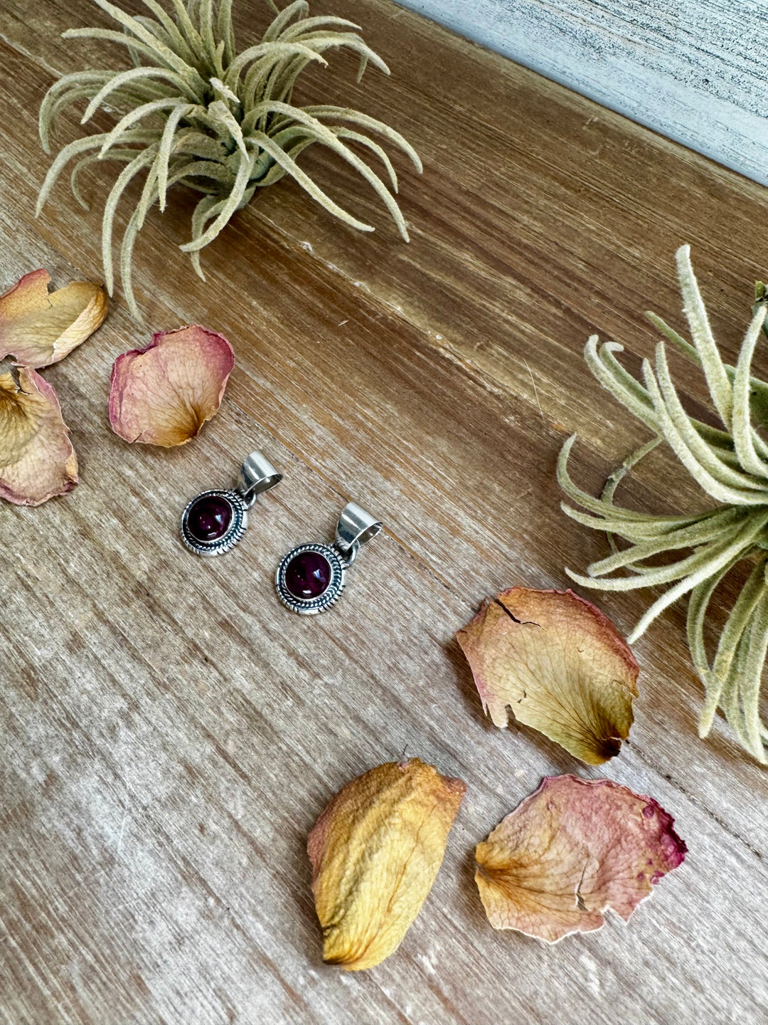 Small Purple Spiny Oyster Pendant – Sterling Silver, USA Made Pendant Shopify Collective The Bijoux FAB Jewelry The Bijoux FAB Jewelry