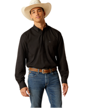 Load image into Gallery viewer, Ariat MNS 360 Airflow Classic Fit Shirt
BLACK
