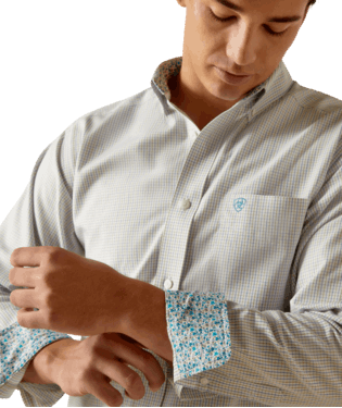 Ariat MNS Wrinkle Free Kaeden Fitted Shirt Ariat