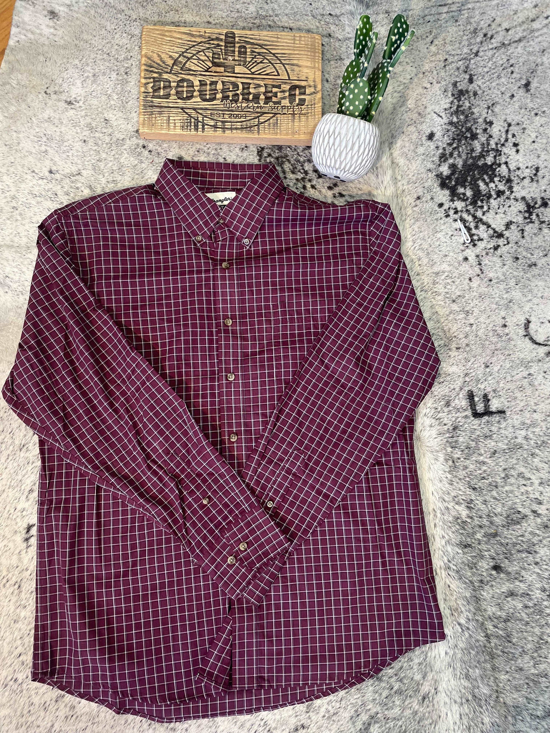 Wrangler Riata Classic Fit Easy Care Plaid Button L/S Shirts &amp; Tops Men&