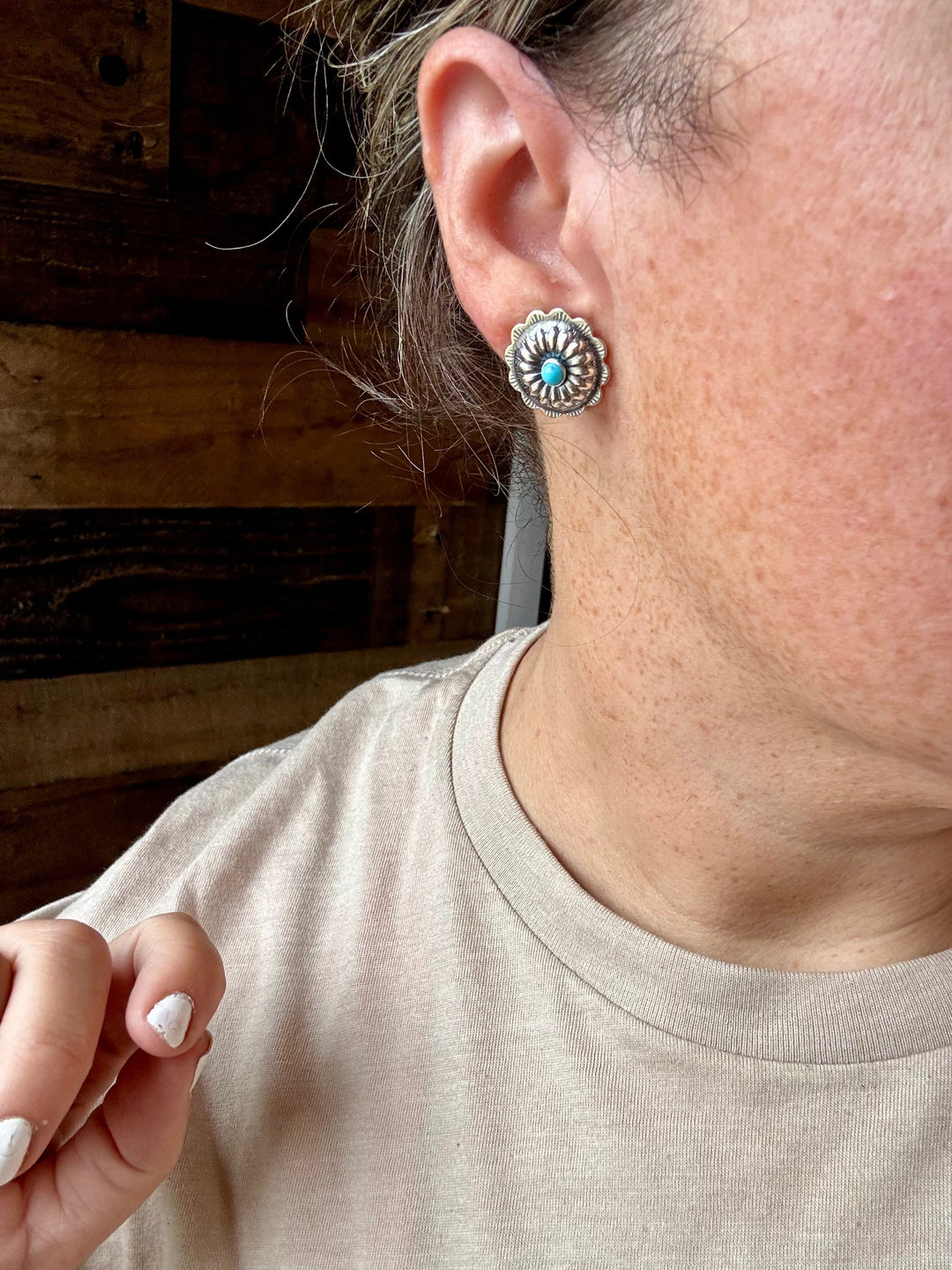 Round stud earrings with Kingman turquoise - sterling silver Earrings Shopify Collective The Bijoux FAB Jewelry The Bijoux FAB Jewelry