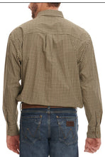 Load image into Gallery viewer, Wrangler Men&#39;s George Strait Collection Shortbread &amp; Black Plaid Long Sleeve
