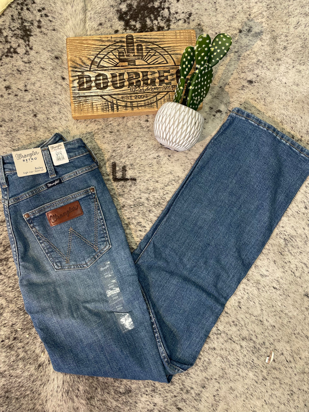 Wrangler Retro® Bailey Bootcut Jean - High Rise - Josephine Wrangler Wrangler