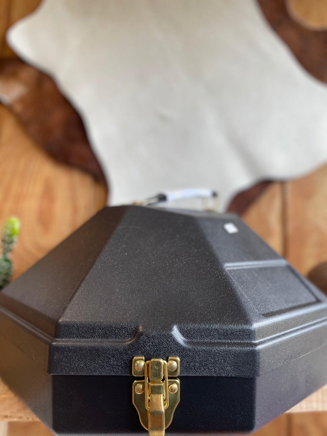 M&F Black Hat Case M & F