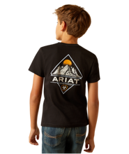 Load image into Gallery viewer, YTH Ariat DMND Mountain T-Shirt
BLACK
