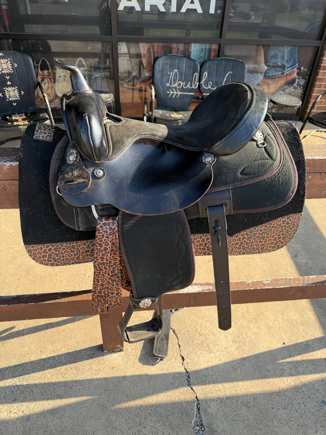 16” Circle Y Lightweight Saddle Saddle Double C Western Supply