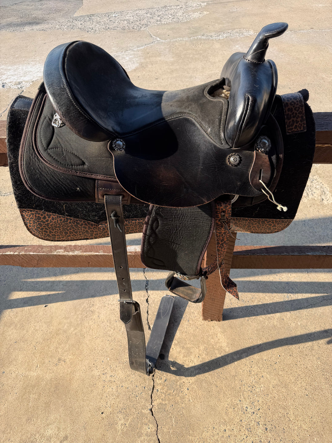 16” Circle Y Lightweight Saddle Saddle Double C Western Supply