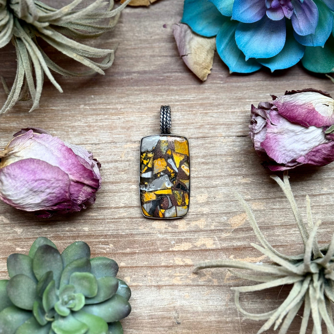 Mojave Bumblebee Pendant – Sterling Silver – Fits Up To 8 mm Pearls – Made by The Bijoux FAB Pendant Shopify Collective The Bijoux FAB Jewelry The Bijoux FAB Jewelry