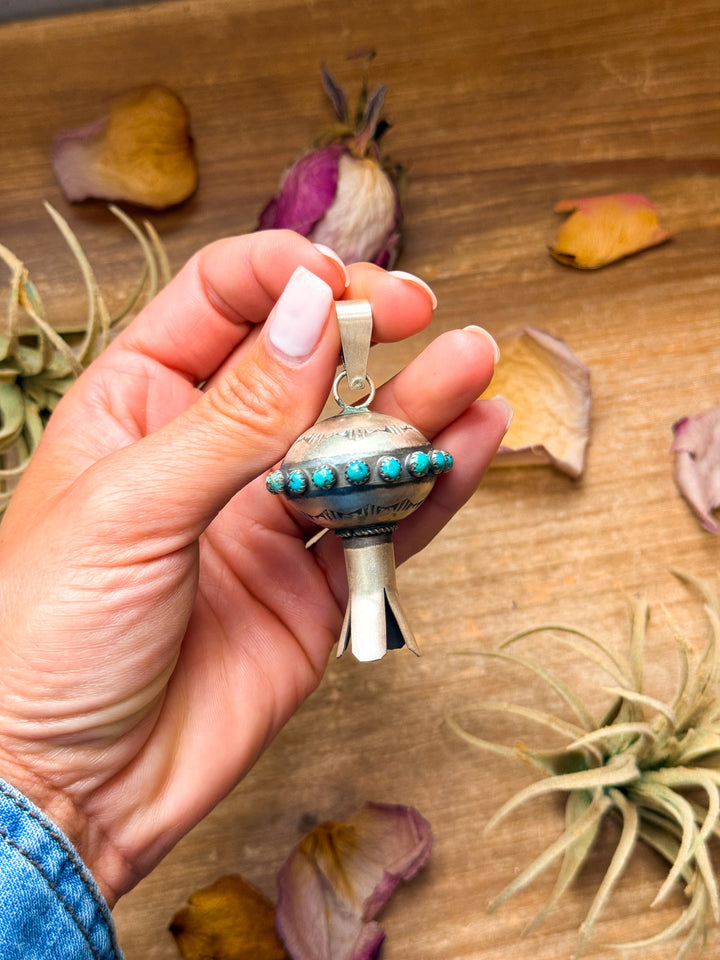 Sterling Silver Blossom Pendant with Kingman Turquoise – Native Made by M.S. Pendant Shopify Collective The Bijoux FAB Jewelry The Bijoux FAB Jewelry