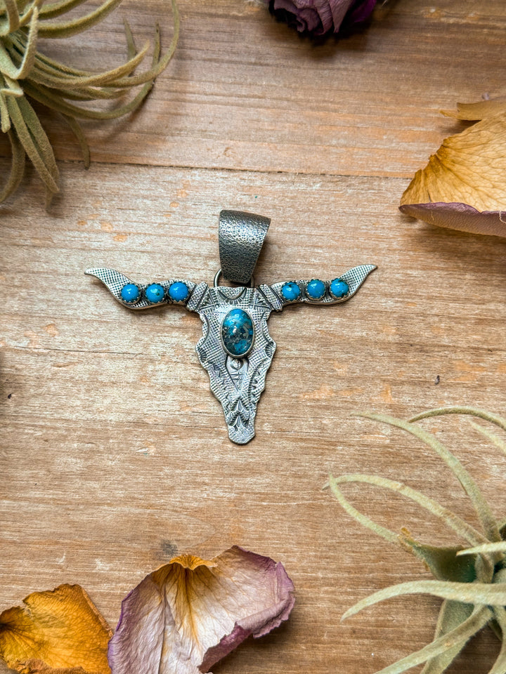 Sterling Silver Longhorn Pendant with Kingman Turquoise – Native Made by Leroy James (Navajo Artist) Pendant Shopify Collective The Bijoux FAB Jewelry The Bijoux FAB Jewelry