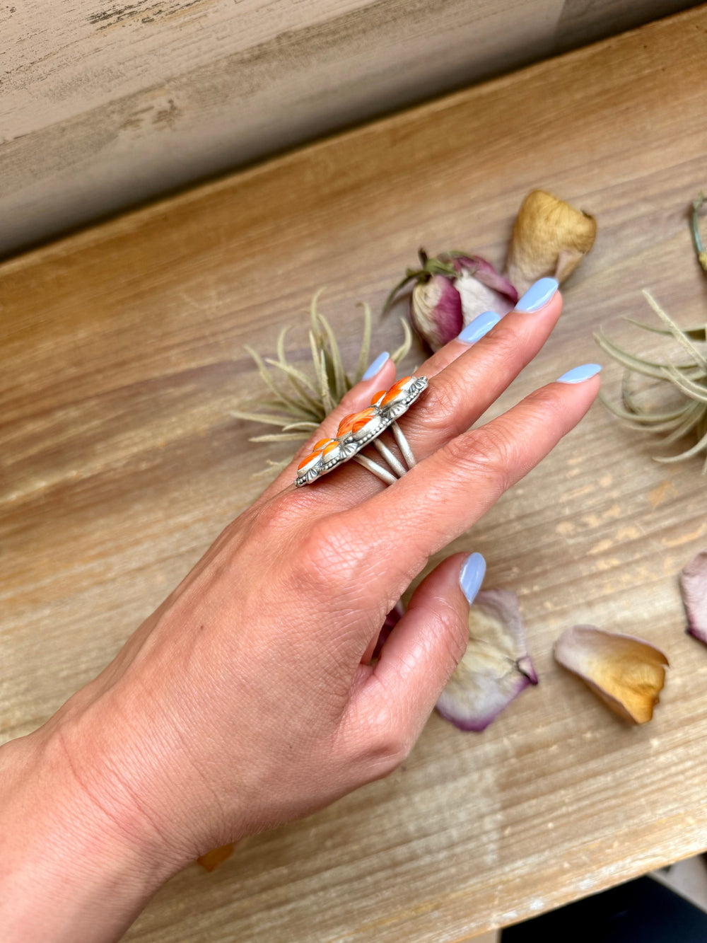 Sterling Silver Orange Spiny Oyster Cluster Ring – Size 9 – Artist Shay Pfeiffer Ring Shopify Collective The Bijoux FAB Jewelry The Bijoux FAB Jewelry