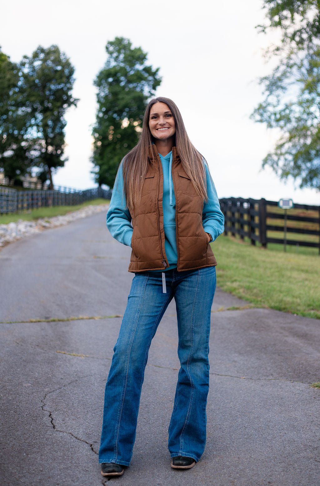 Ariat Ladies Dachshund Grizzly Quilted Vest 10079655 - Double C Western SupplyAriat