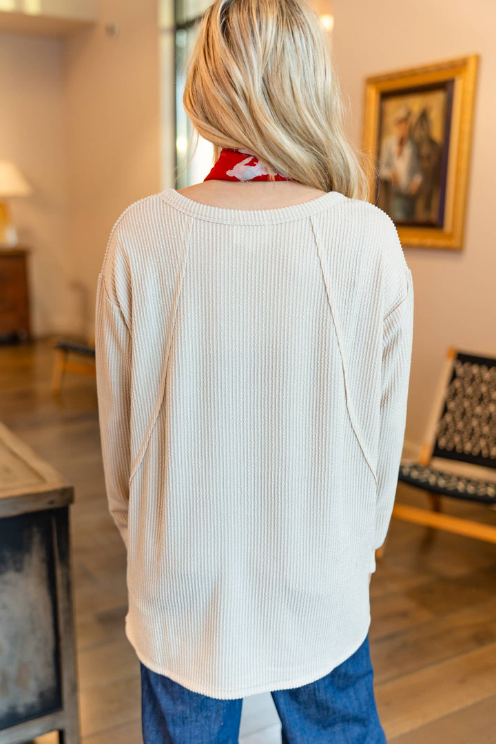 Curly Rib V Neck Long Sleeve Top - Double C Western SupplyAndrée by Unit