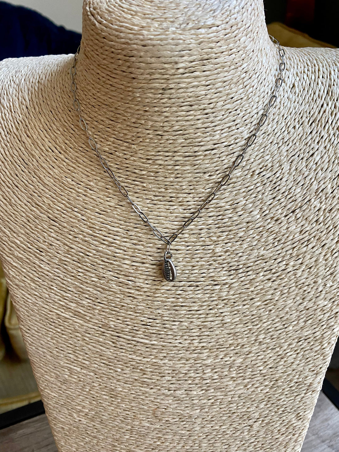 Shell pendant on paper clip chain choker Necklaces Shopify Collective The Bijoux FAB Jewelry The Bijoux FAB Jewelry