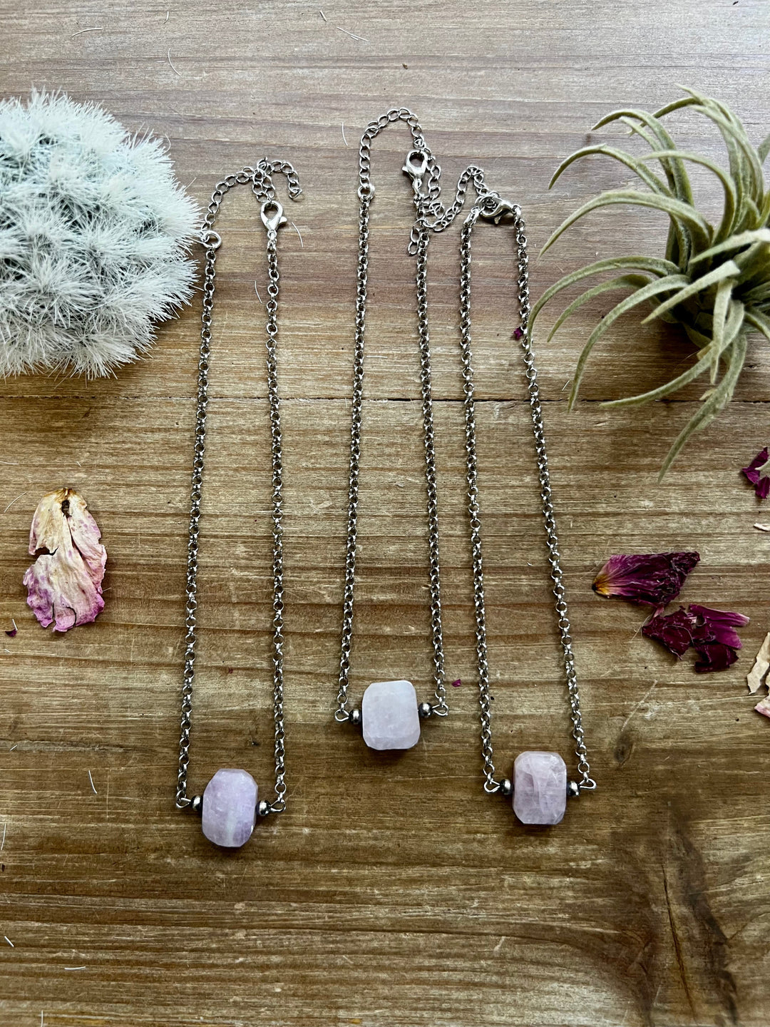 Kunzite stone choker with Sterling Silver Pearls Necklaces Shopify Collective The Bijoux FAB Jewelry The Bijoux FAB Jewelry