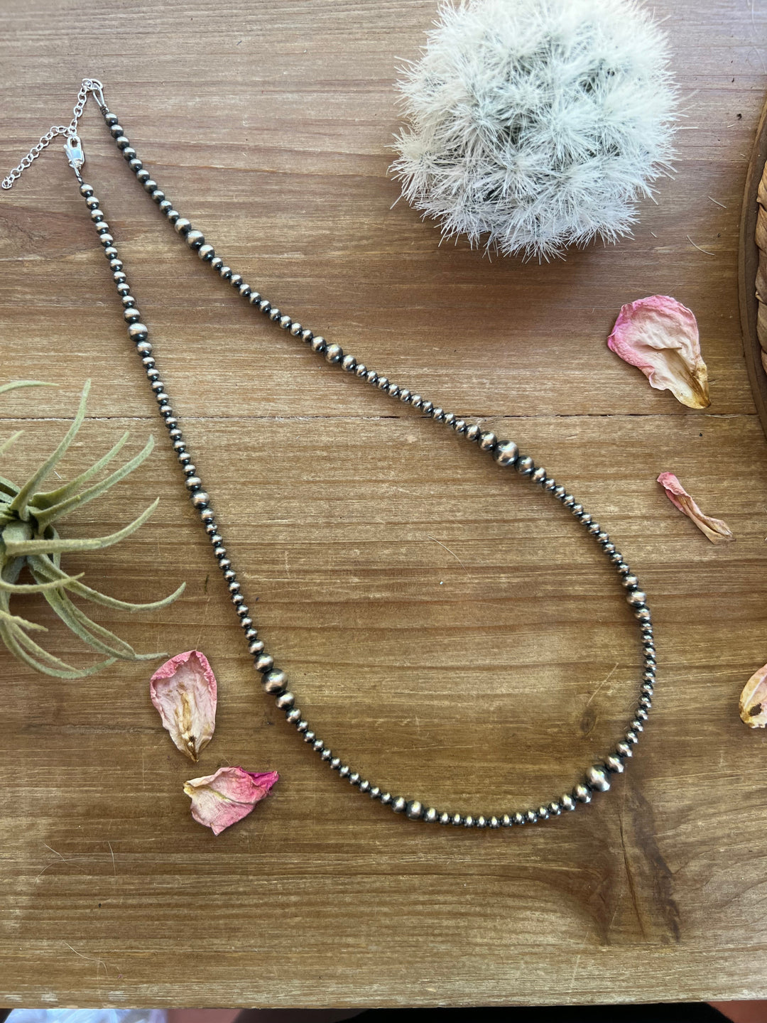 Sterling Silver Graduated Pearl Necklace – 22" Necklaces Shopify Collective The Bijoux FAB Jewelry The Bijoux FAB Jewelry