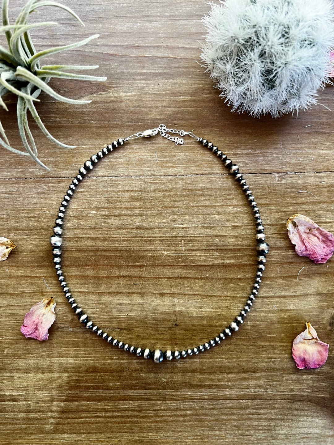 Graduated Sterling Silver pearls choker necklace Necklaces Shopify Collective The Bijoux FAB Jewelry The Bijoux FAB Jewelry