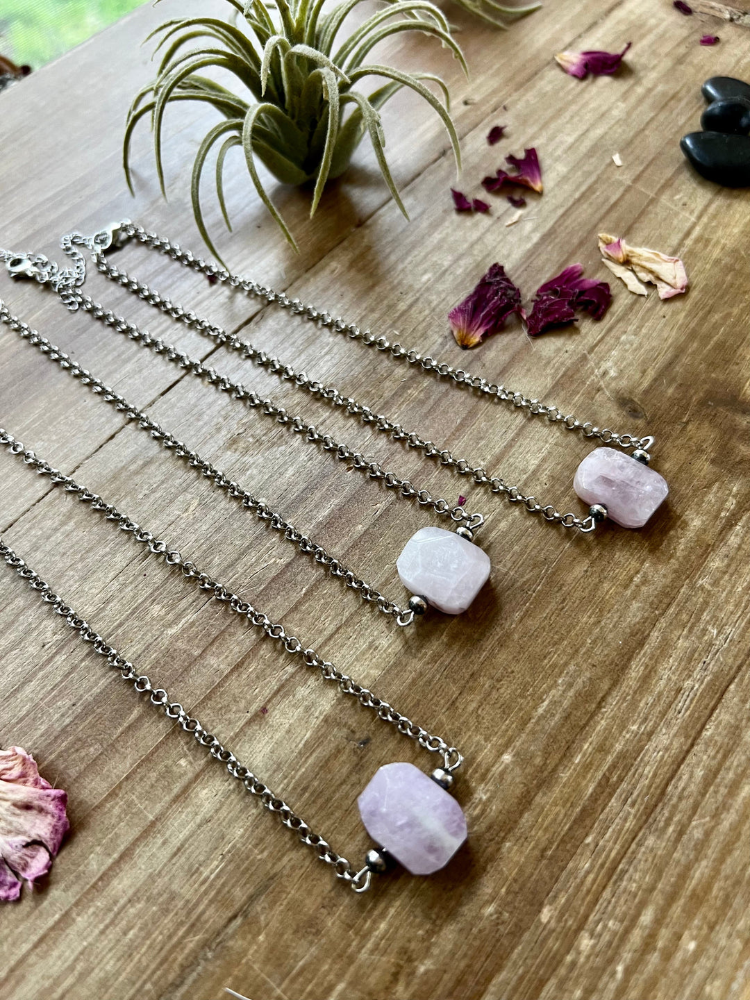 Kunzite stone choker with Sterling Silver Pearls Necklaces Shopify Collective The Bijoux FAB Jewelry The Bijoux FAB Jewelry