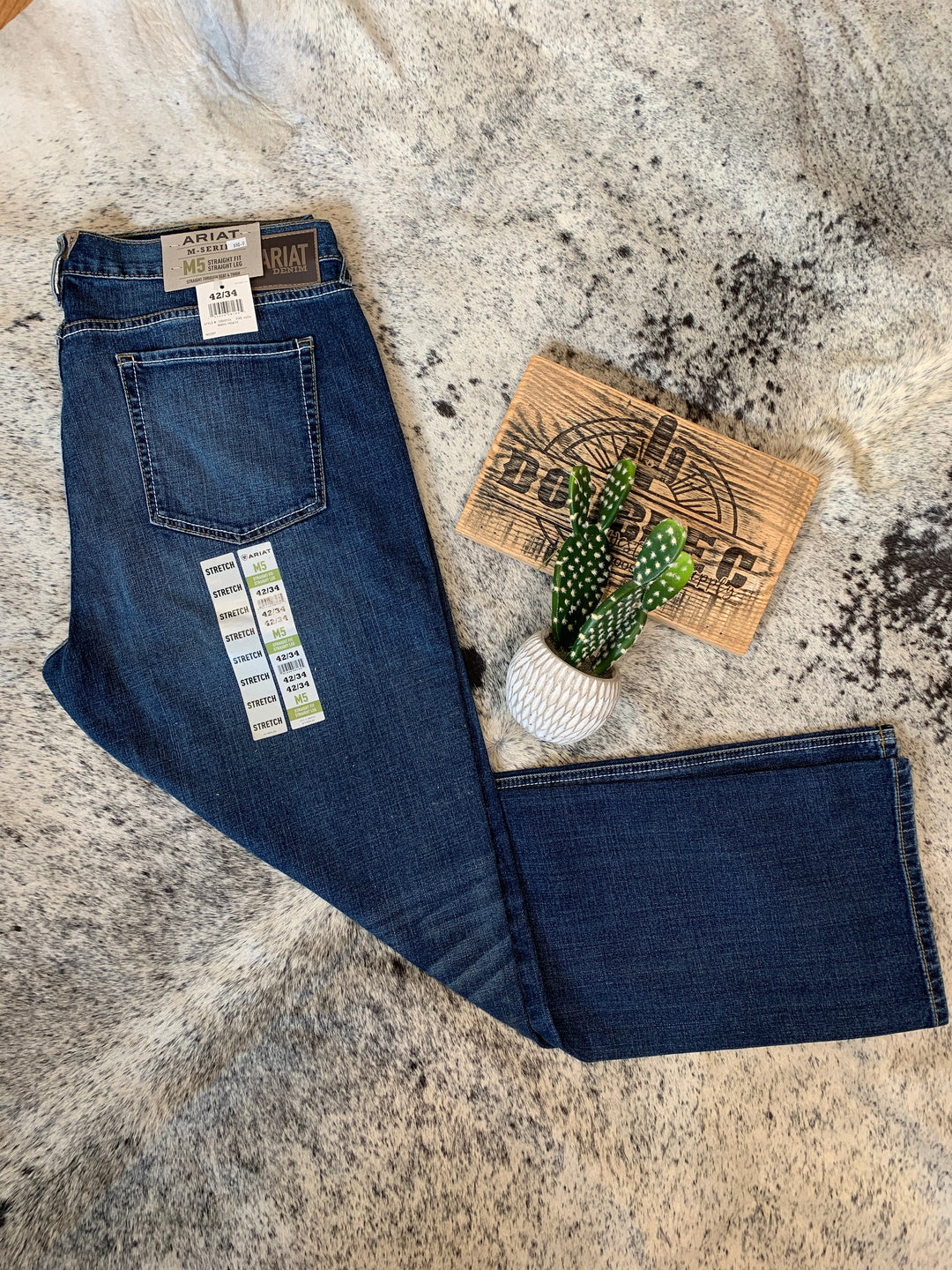 M5 Straight Stretch Madera Stackable Straight Leg Jean - Double C Western SupplyAriat