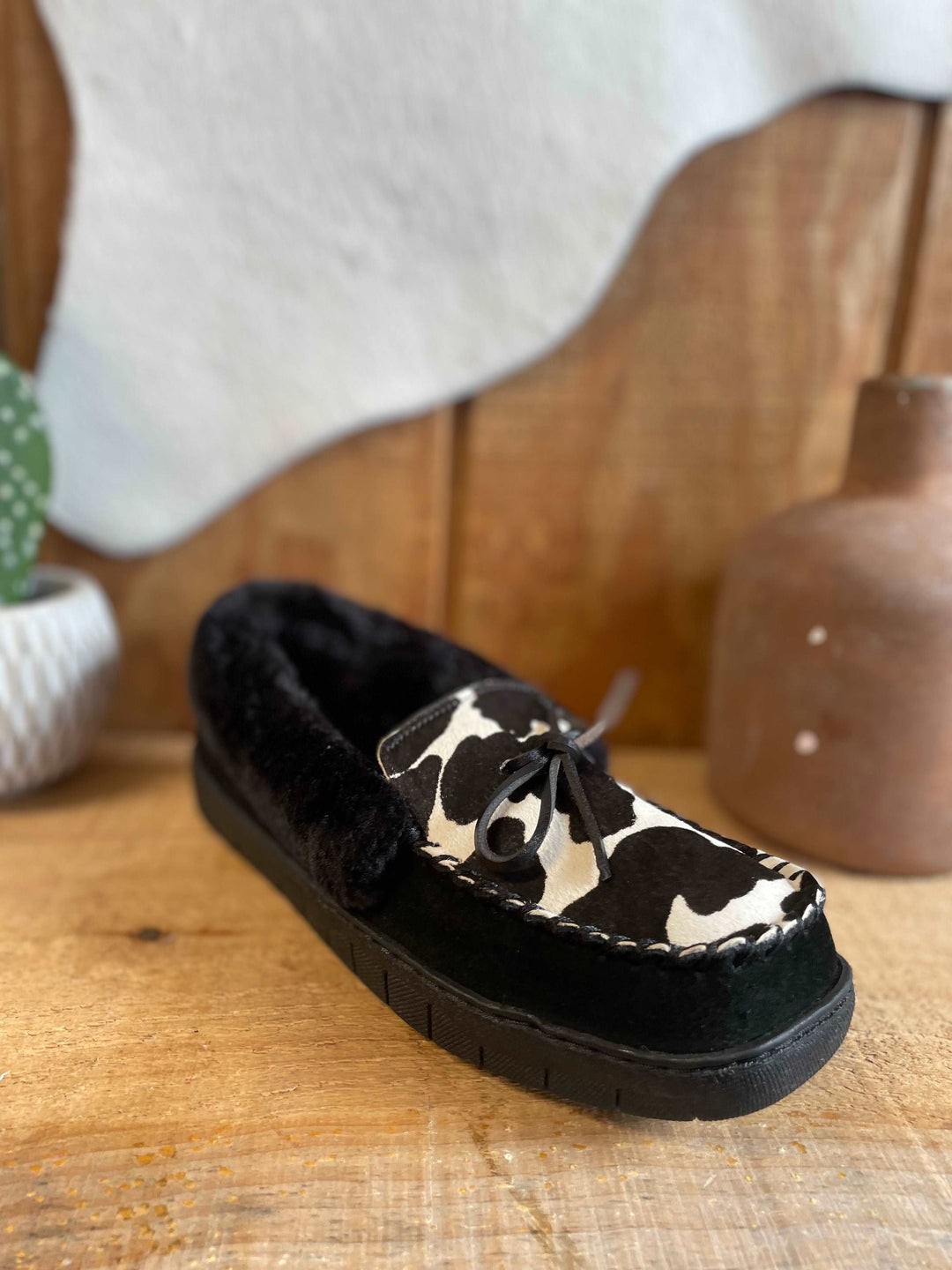 Moccasin Slipper - Double C Western SupplyAriat