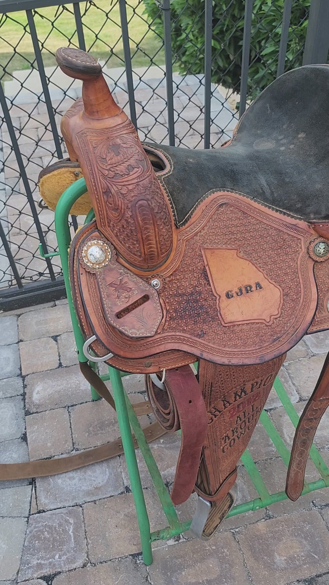 14.5" 2012 Reinsman Trophy Barrel Saddle – Like New Condition