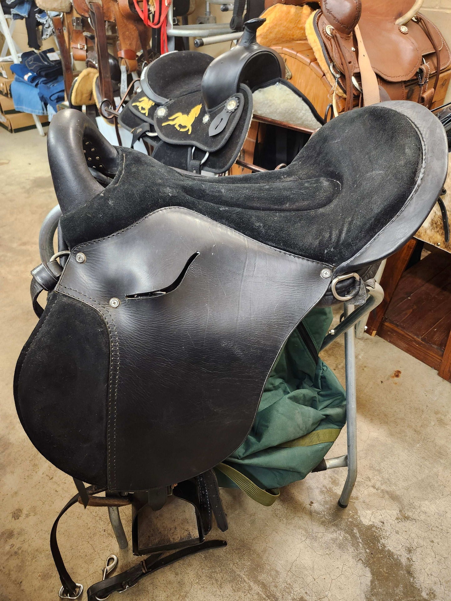 CTK Endurance Trail Saddle (used, like new) Double C Western Supply