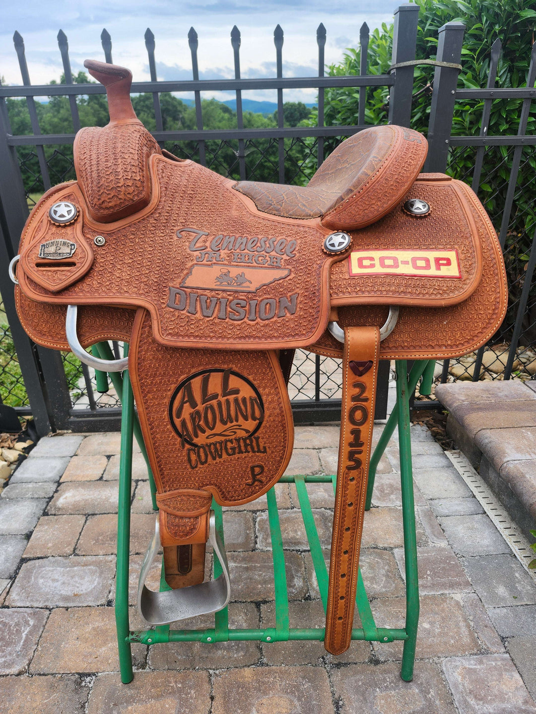15" 2015 Running P Trophy Roping Saddle Saddle Running P