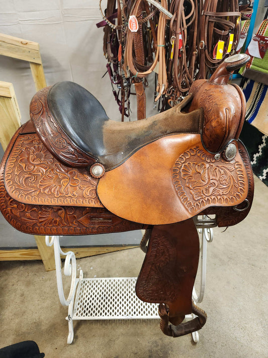 15" Hereford Saddle (used) Double C Western Supply