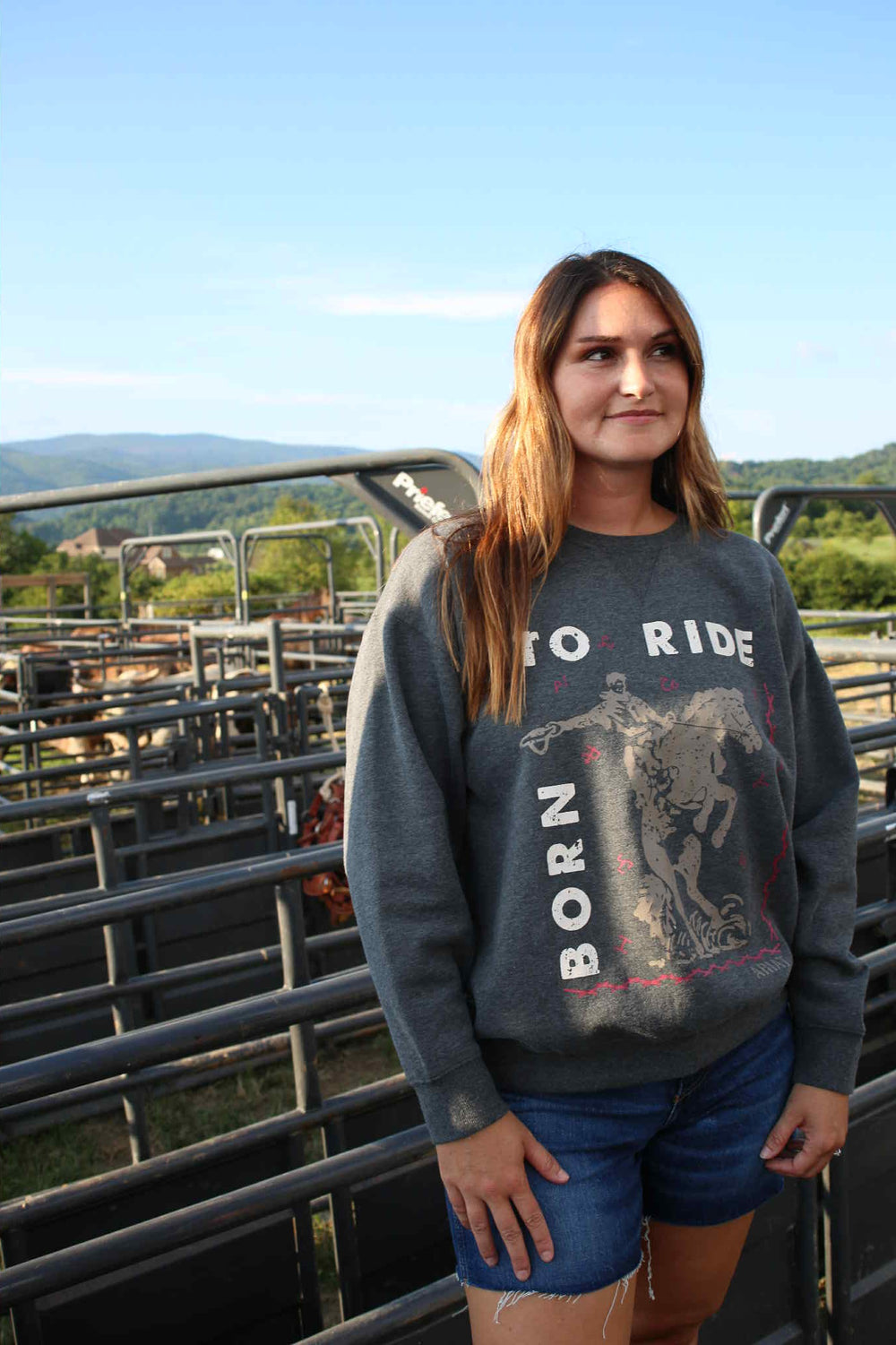 WMS Oversized Crew Sweatshirt Sweatshirt ariat ariatwomens Women's Ariat