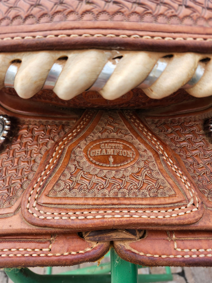 15" 2014 Cactus Saddlery Trophy Roping Saddle Saddle Running P