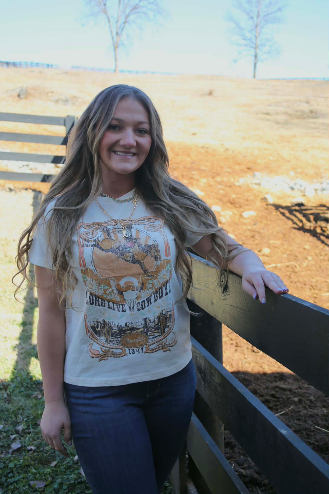 Wrangler® Short Sleeve Retro T-Shirt - Regular Fit - Egret 112372989 T Shirt Wrangler