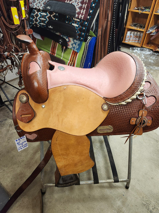 16" Double T Barrel Saddle (used, like new) Double C Western Supply