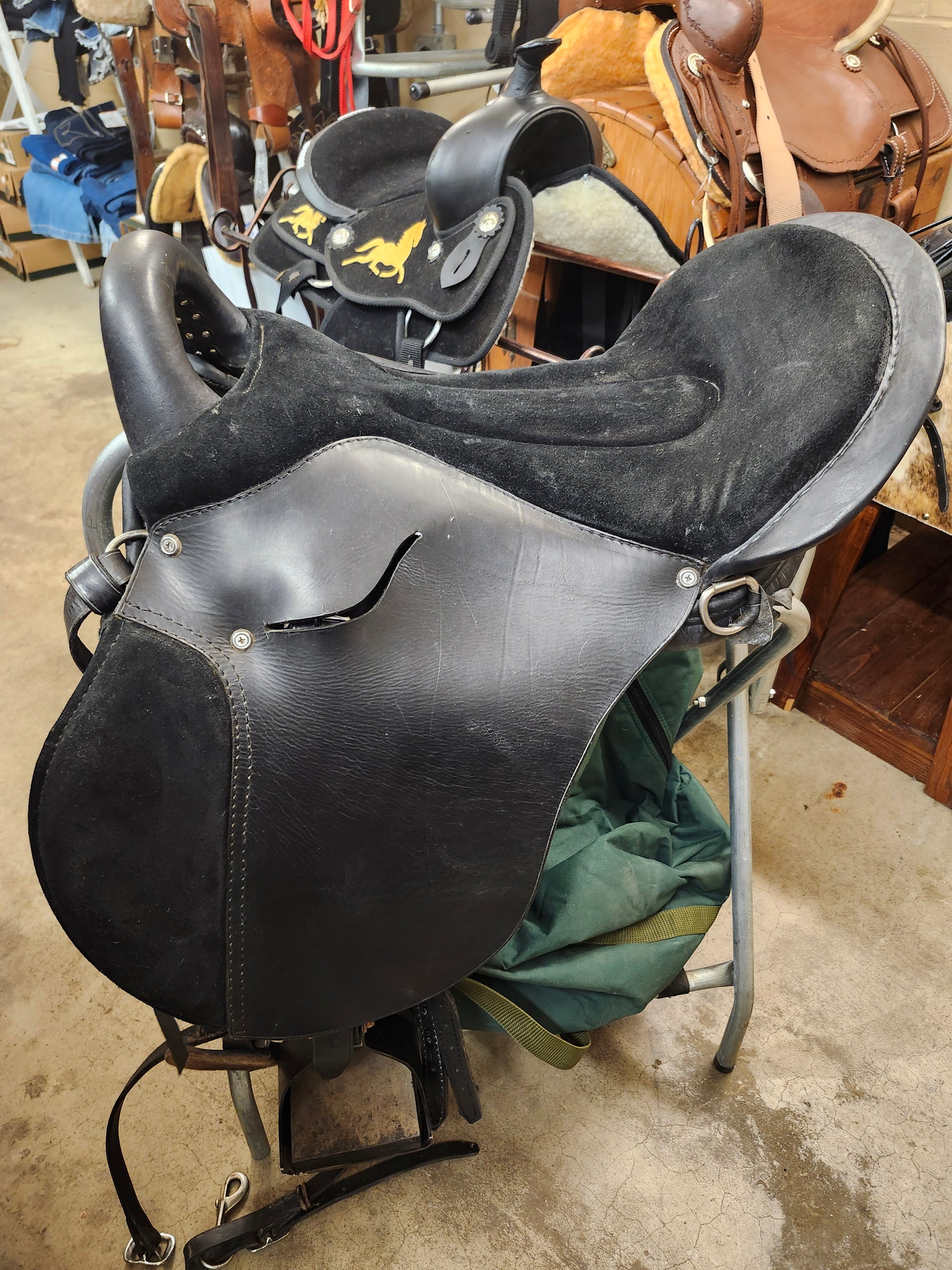 CTK Endurance Trail Saddle (used, like new) Double C Western Supply