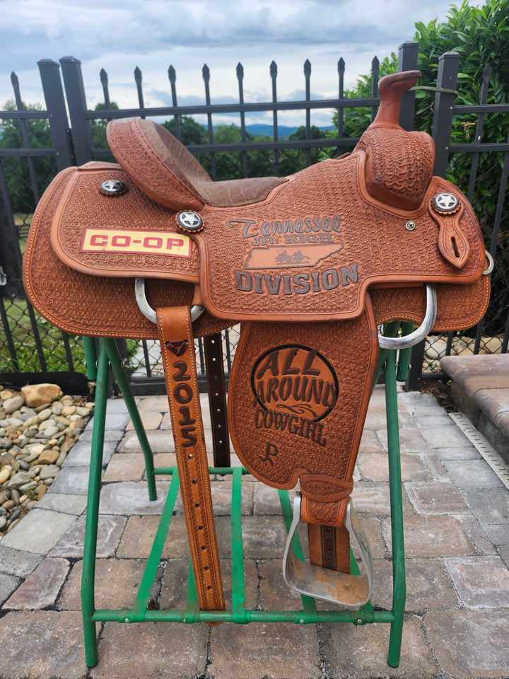 15" 2015 Running P Trophy Roping Saddle Saddle Running P